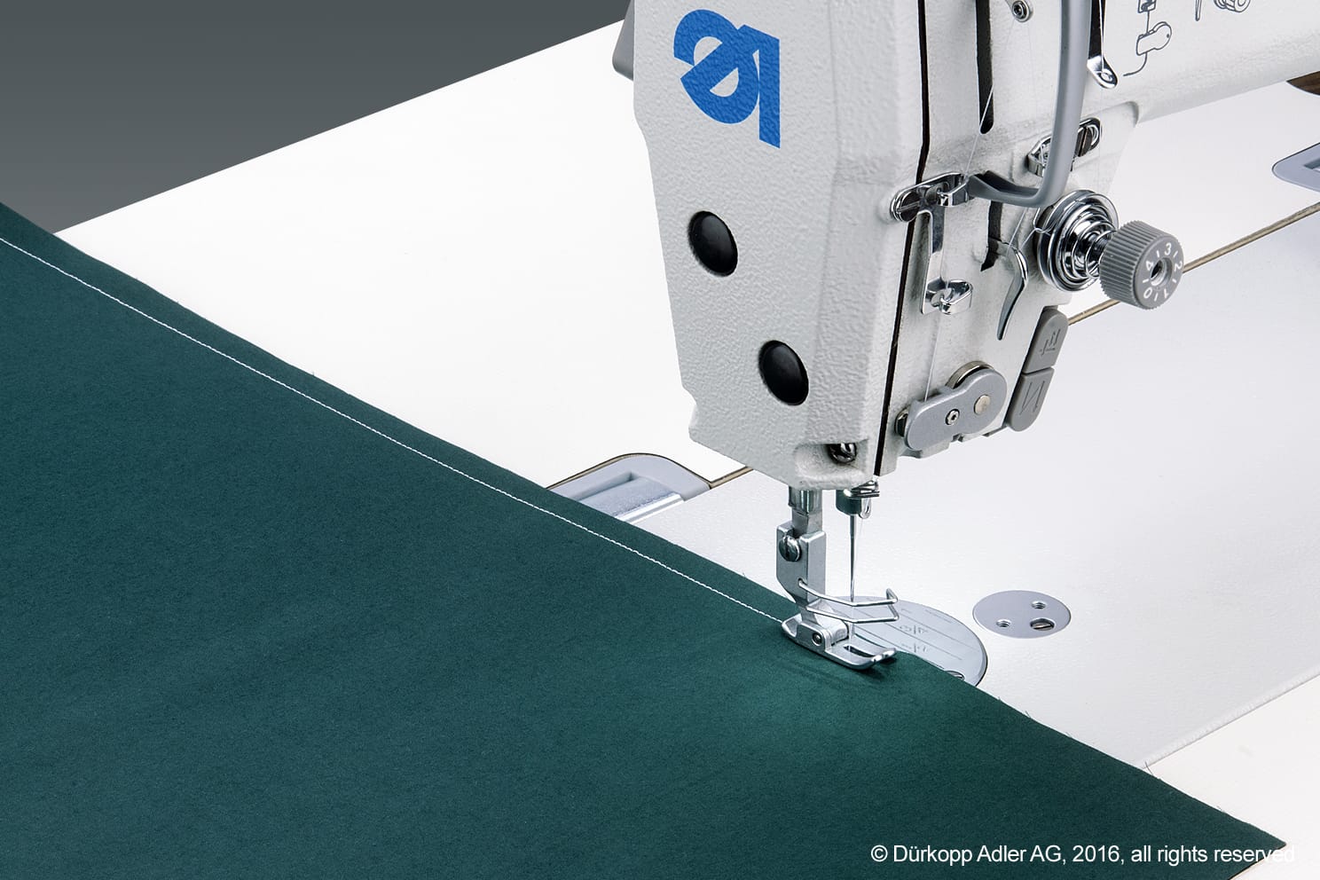 خياطة اوتوماتيك